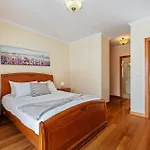 Casa Helena *