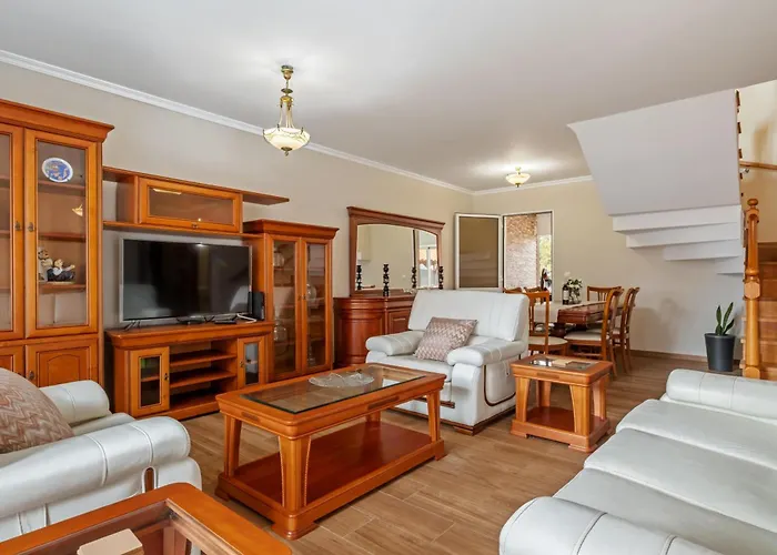 Casa Helena 卡列塔