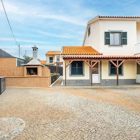Casa Helena Calheta